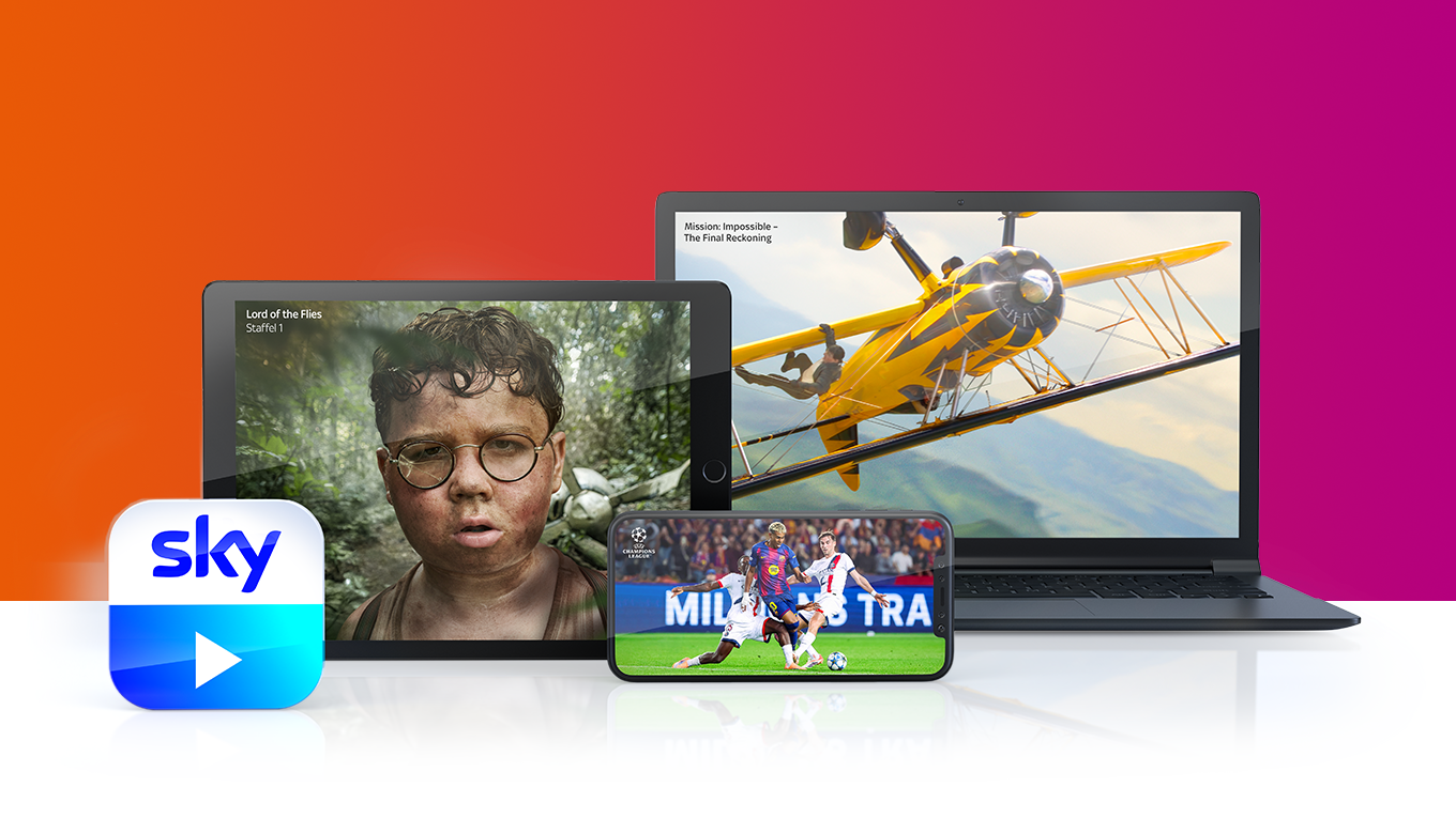 Ein Laptop, ein Tablet und ein Handy mit jeweils einem Sky-Inhalt und links davor das Sky-Go-Logo.